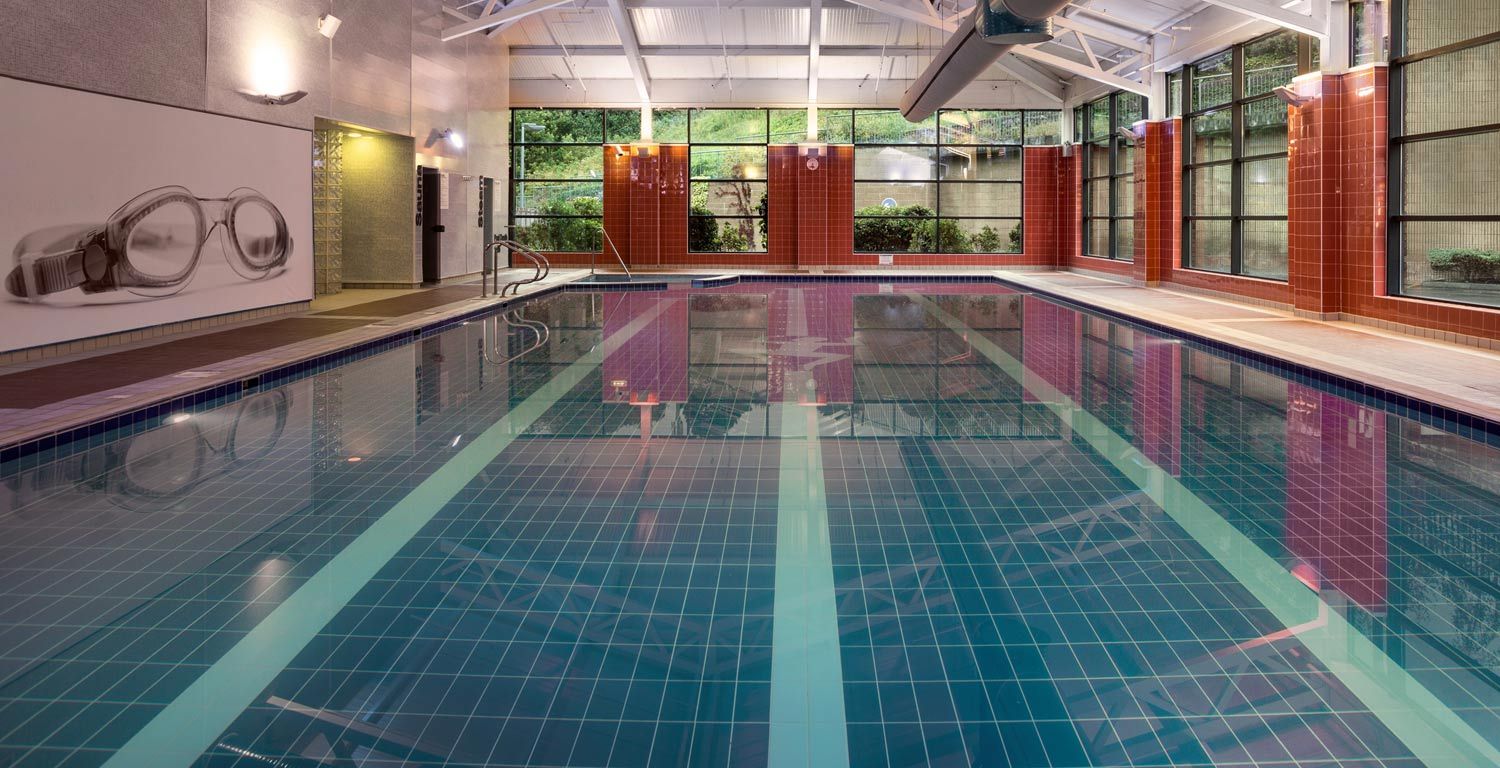 belfast-hotel-with-swimming-pool